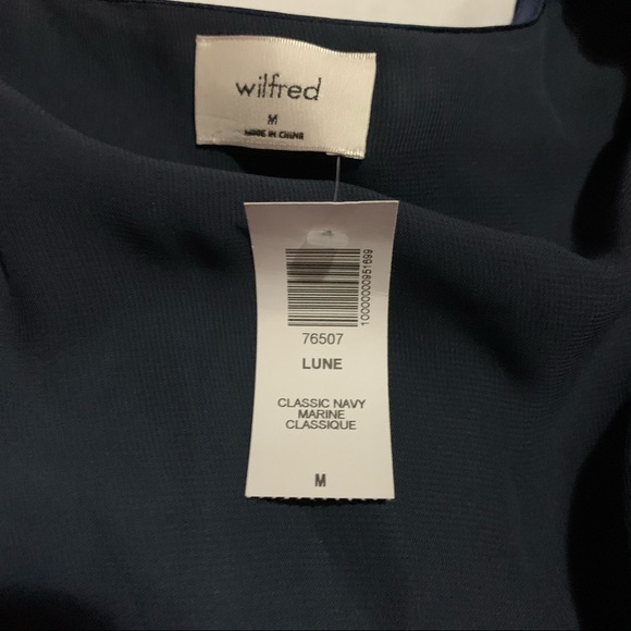 BNWT Aritzia Wilfred Lune Satin Dress - Picture 5 of 10